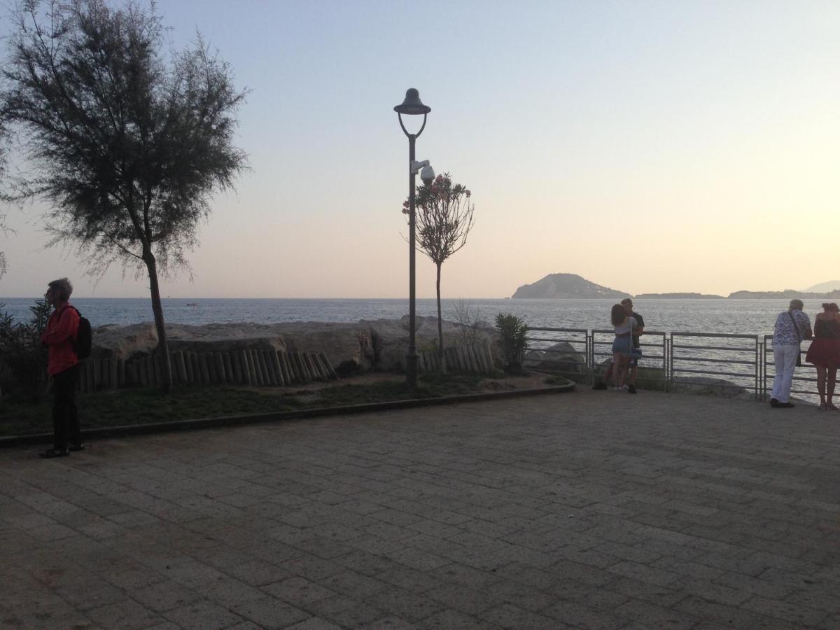 Valerio'S Flat Apartman Pozzuoli Kültér fotó
